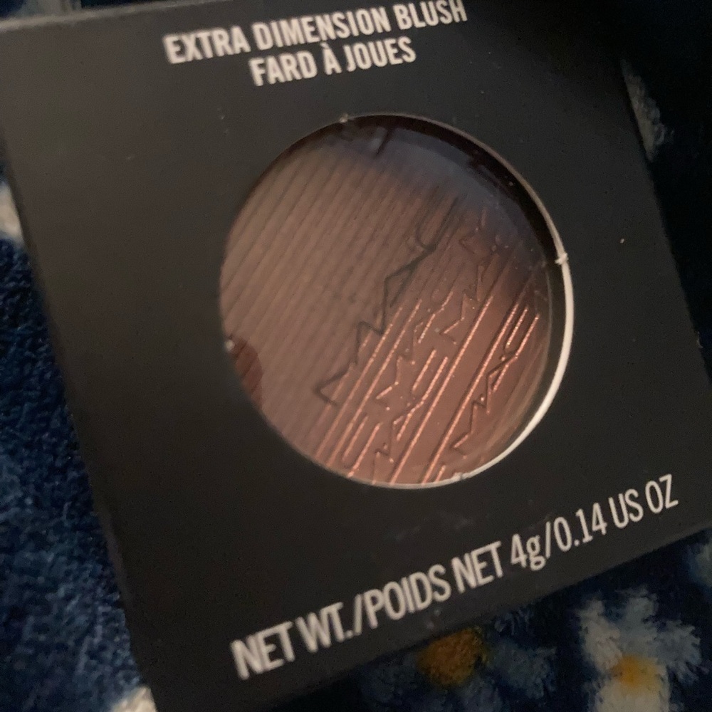 MAC Cosmetics Extra Dimension Blush   Hard To Get